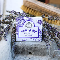 Olive Oil and Lavender Soap (200gr) - (White Floral Package)