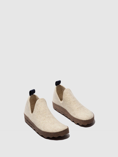 Slip-on Shoes CITY L | White