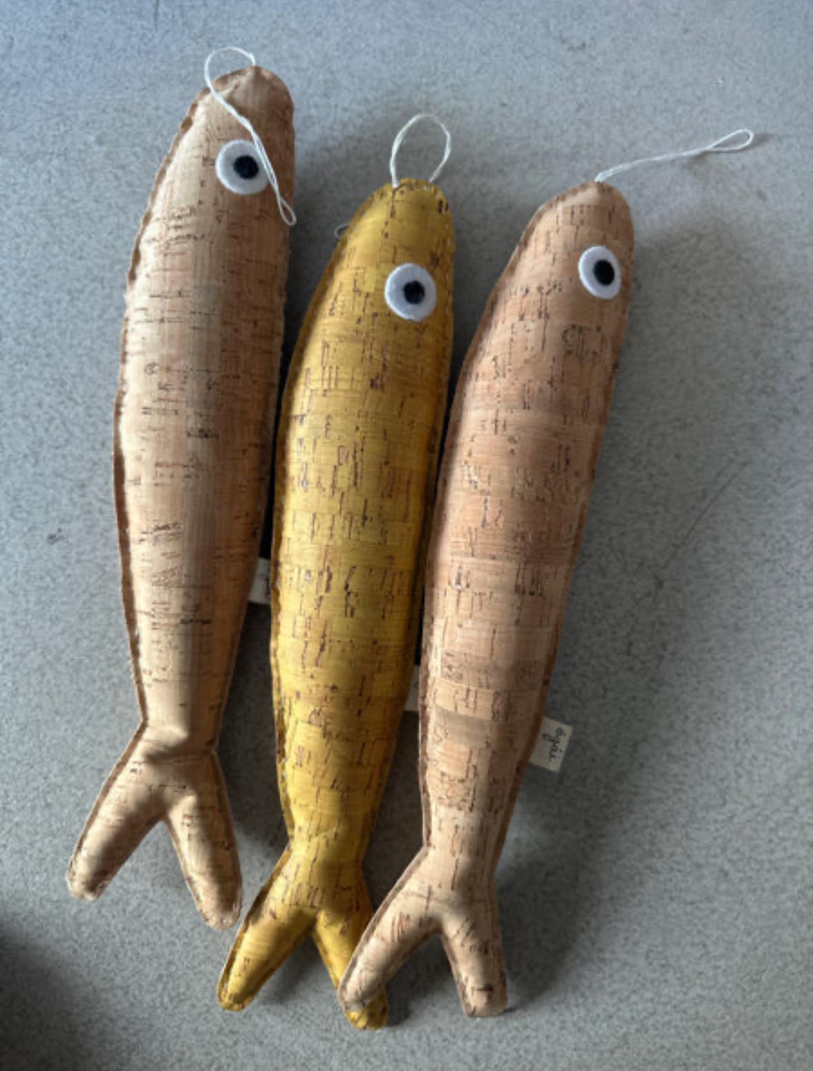 Sardine Pendant - 20 cm long (price per unit)