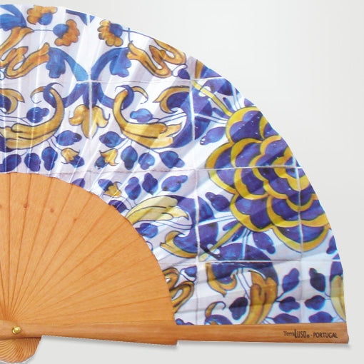 Fan | 17th Century Portuguese Tiles Camellia